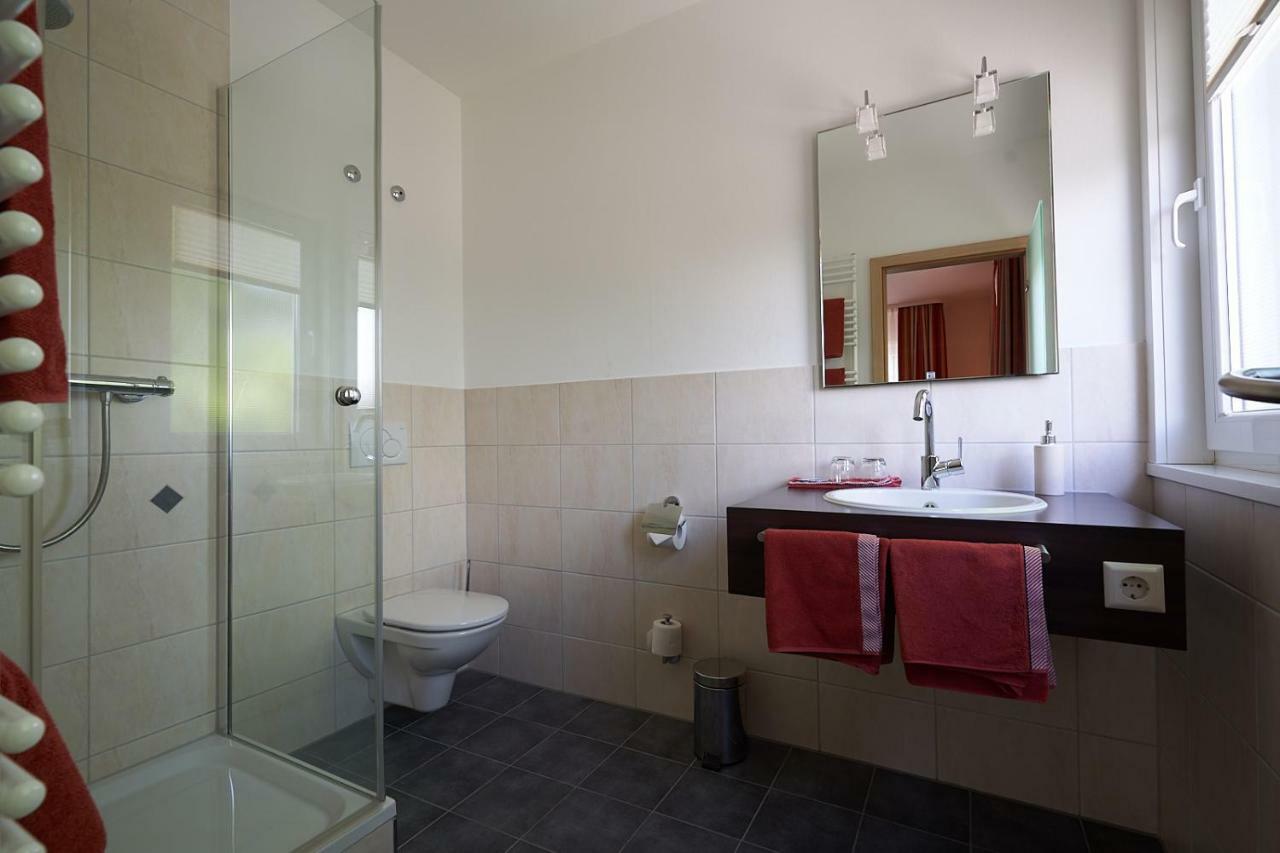 Hotel Gasthof Koenig Karl Фройденщат Екстериор снимка